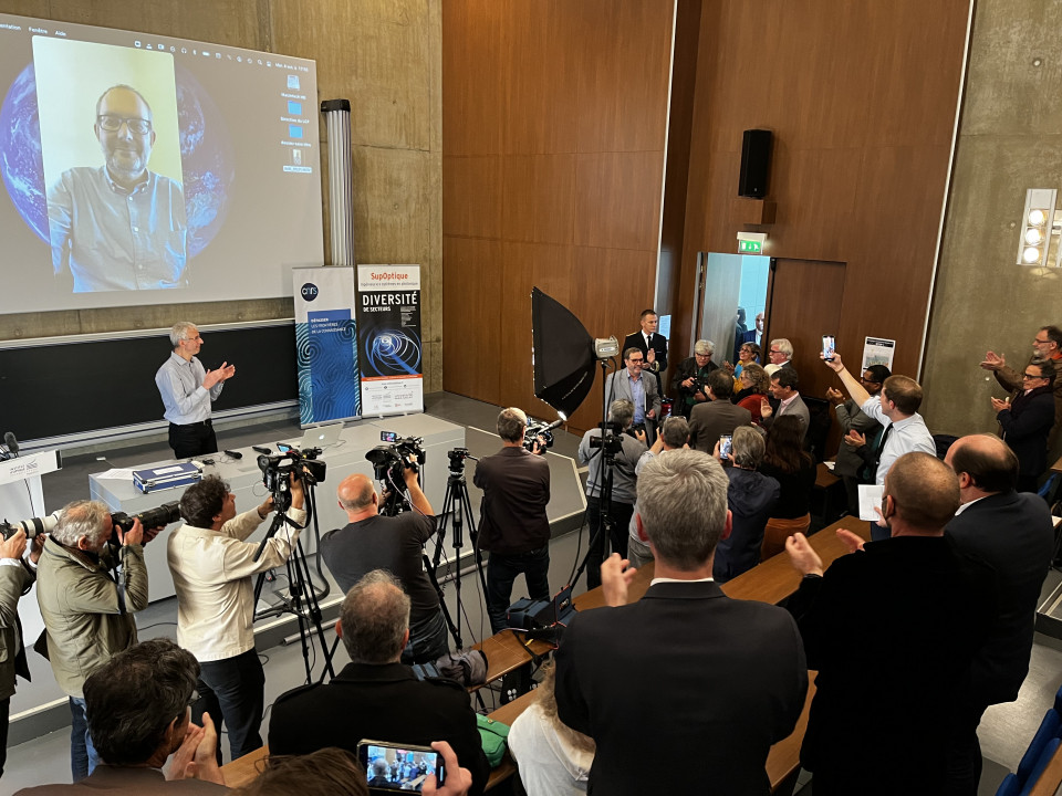 Alain Aspect Lauréat Du Prix Nobel De Physique 2022 Supoptique Alumni 